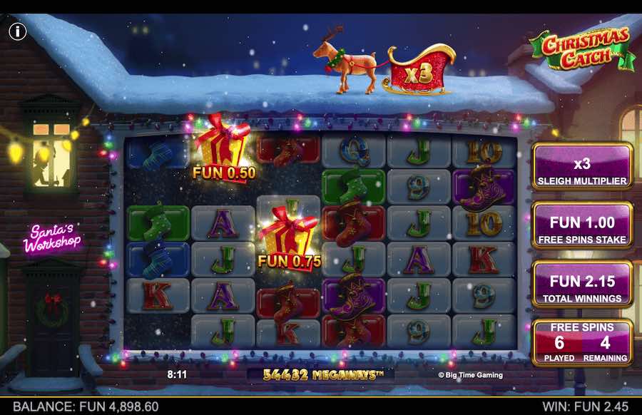 Christmas Catch Free Spins Feature